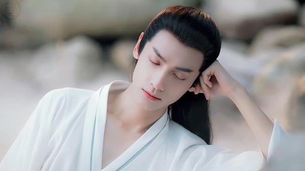 La Vân Hi: mỹ nam cổ trang từng muốn bỏ nghiệp diễn vì trầm cảm-17