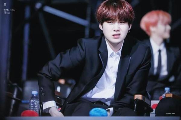 Những gương mặt luôn hờn cả thế giới, gây khó chịu nhất các nhóm nhạc Gen3-3