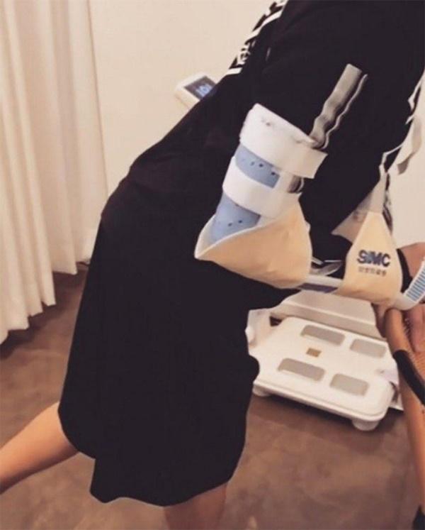 Sự cố sân khấu kinh hoàng của nghệ sĩ-5