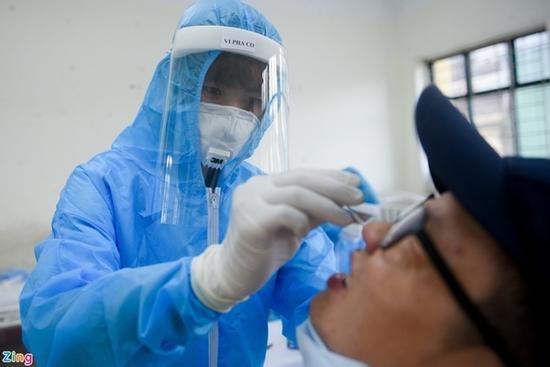 Cả nước bước vào 'cuộc chiến' với làn sóng Covid mới