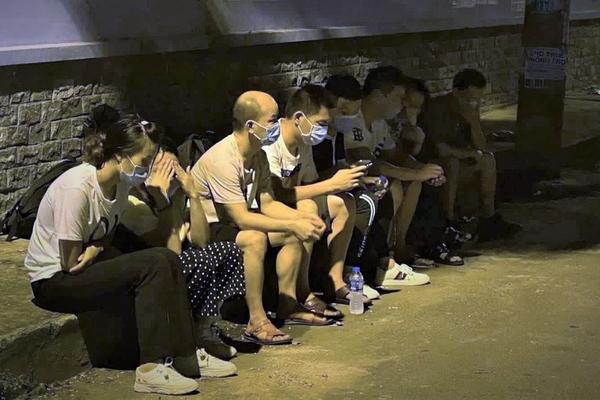 Khởi tố kẻ thuê nhà nghỉ cho 5 người Trung Quốc ở trái phép tại Bắc Giang-2