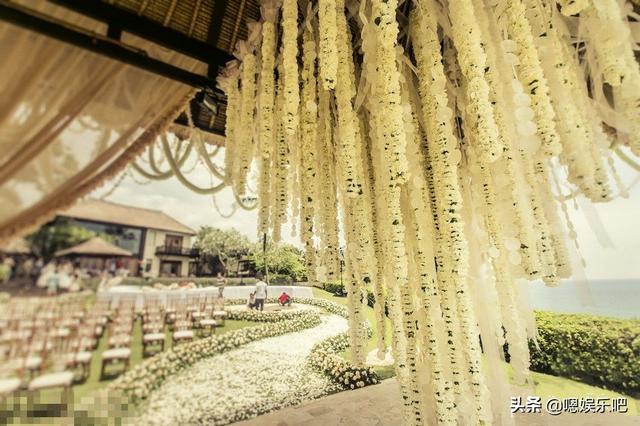 6 đám cưới ngập trong biển hoa bạc tỷ của showbiz Hoa ngữ-23