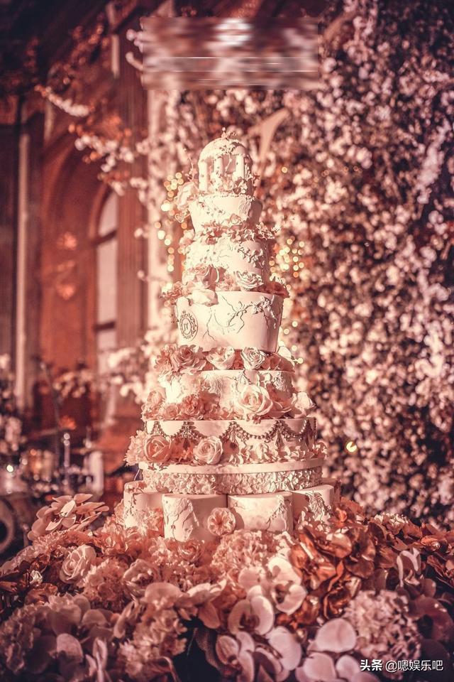 6 đám cưới ngập trong biển hoa bạc tỷ của showbiz Hoa ngữ-14