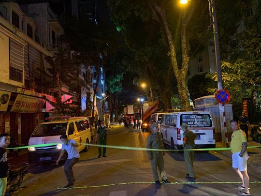 Sập giàn giáo tại Hà Nội, 3 người tử vong-2