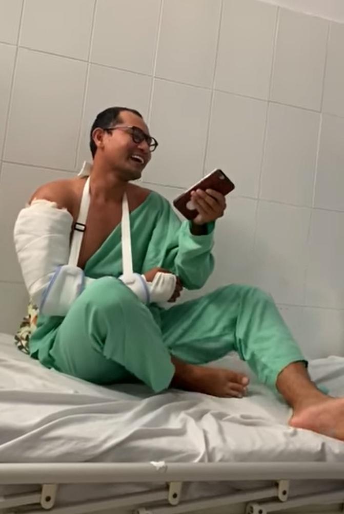 Sao Việt liên tiếp gặp tai nạn: Huỳnh Đông gãy tay, Thanh Bình vỡ sụn gối-3