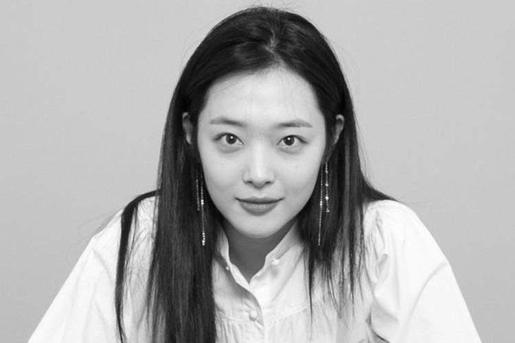 Mẹ Sulli tiết lộ con gái tự tử sau khi hẹn hò bạn trai hơn 14 tuổi-6