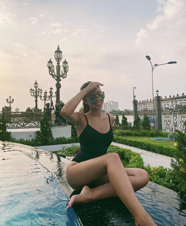 Tiên Nguyễn khoe view biệt thự đang ở đẹp ngang khách sạn 5 sao-4