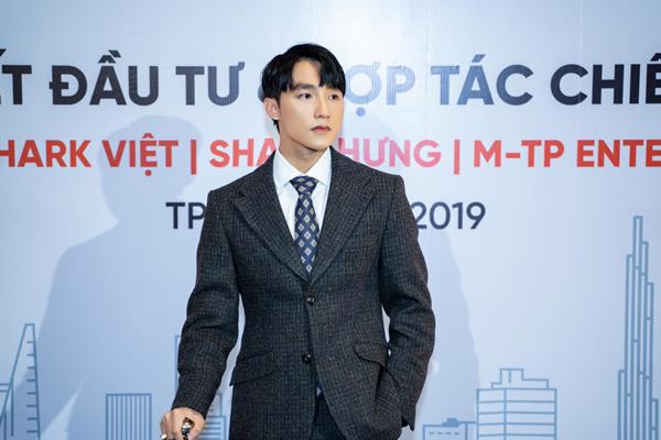 Trước nghi vấn đầu quân cho công ty của Sơn Tùng M-TP, Soobin Hoàng Sơn đáp trả khiến dân mạng câm nín-1