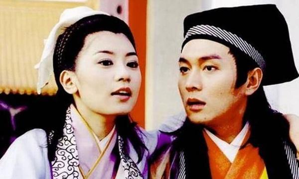 Trai đẹp Cbiz cung phụng vợ nhưng bị lừa mất 40 tỷ, còng lưng kiếm tiền nuôi con tu hú-3