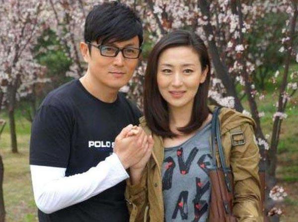 Trai đẹp Cbiz cung phụng vợ nhưng bị lừa mất 40 tỷ, còng lưng kiếm tiền nuôi con tu hú-8