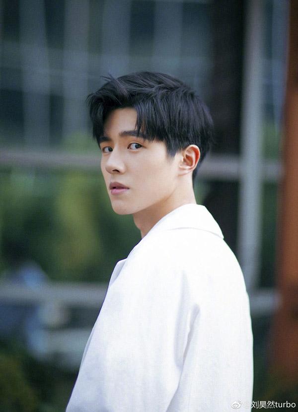 Lưu Thi Thi, Dương Dương và dàn sao Hoa ngữ từng theo học vũ đạo-11