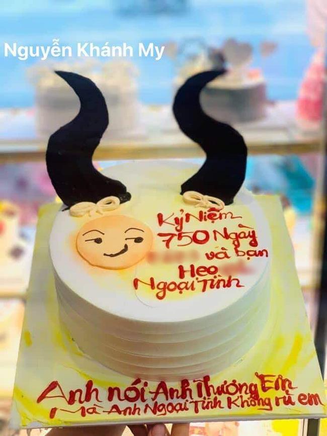 Đặt bánh gato kỉ niệm ngày chồng và bạn thân ngoại tình, đòn ghen cao thủ của cô vợ khiến chị em ngả nón-1