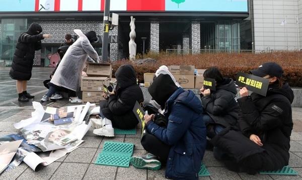 5 lần netizen từng chỉ trích EXO vì những lý do cực kỳ ngớ ngẩn-8