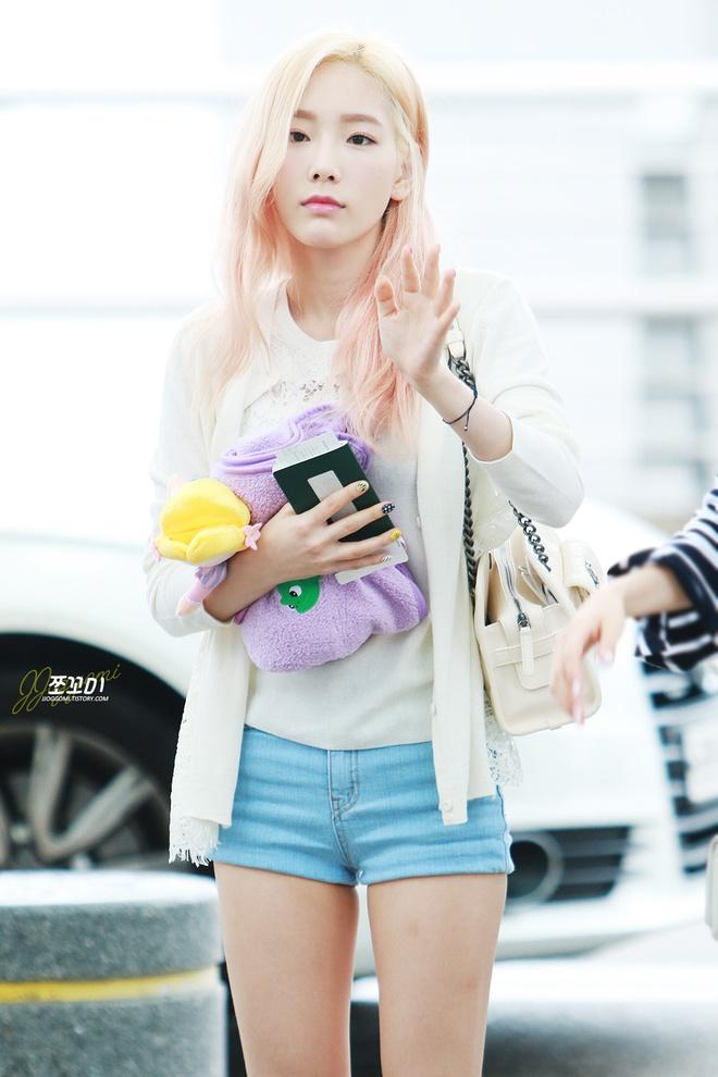 Bí quyết giúp Taeyeon nổi bật tại sân bay-3