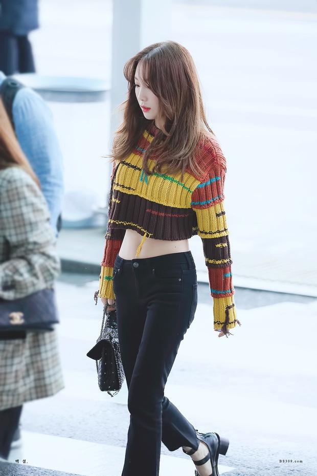 Bí quyết giúp Taeyeon nổi bật tại sân bay-5