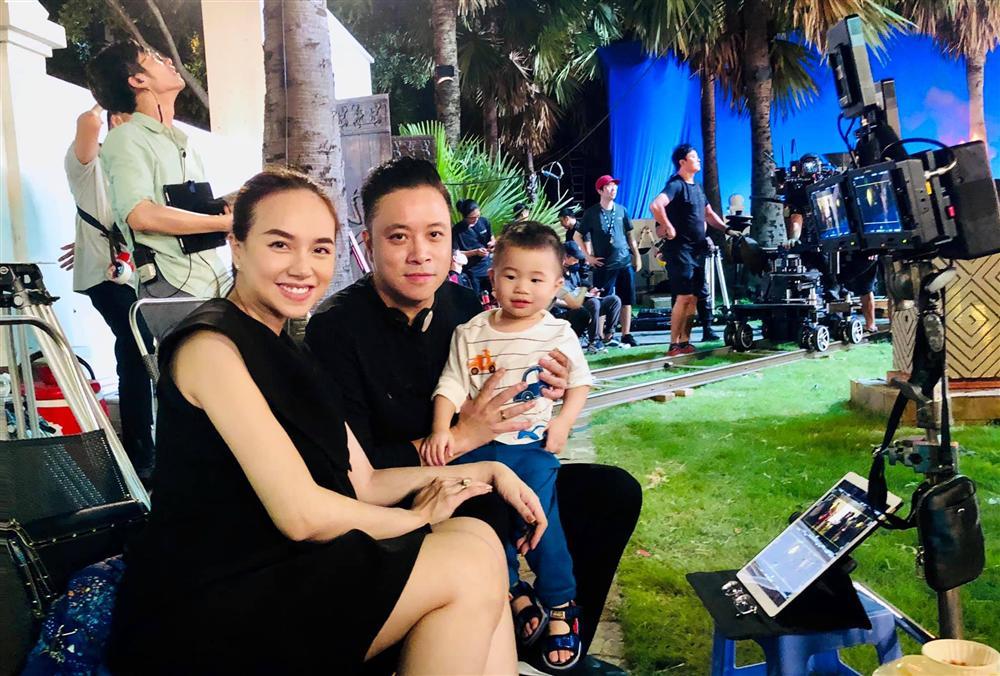 Đinh Ngọc Diệp hạ sinh quý tử thứ 2-1