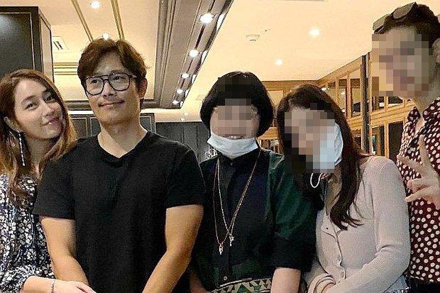 Lần hiếm hoi Lee Min Jung nói về Lee Byung Hun sau scandal ngoại tình-5