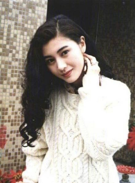 So kè nhan sắc những nàng dâu hào môn của làng giải trí Hoa ngữ-17