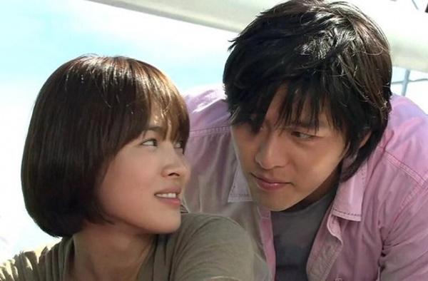 Loạt khoảnh khắc ngọt ngào giữa Song Hye Kyo - Hyun Bin sau 10 năm xem lại vẫn mê mẩn-15