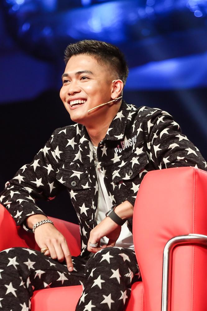 Á hậu Kiều Loan diện váy đuôi cá, bắn rap mắng kẻ chê mình chân dài não ngắn-4