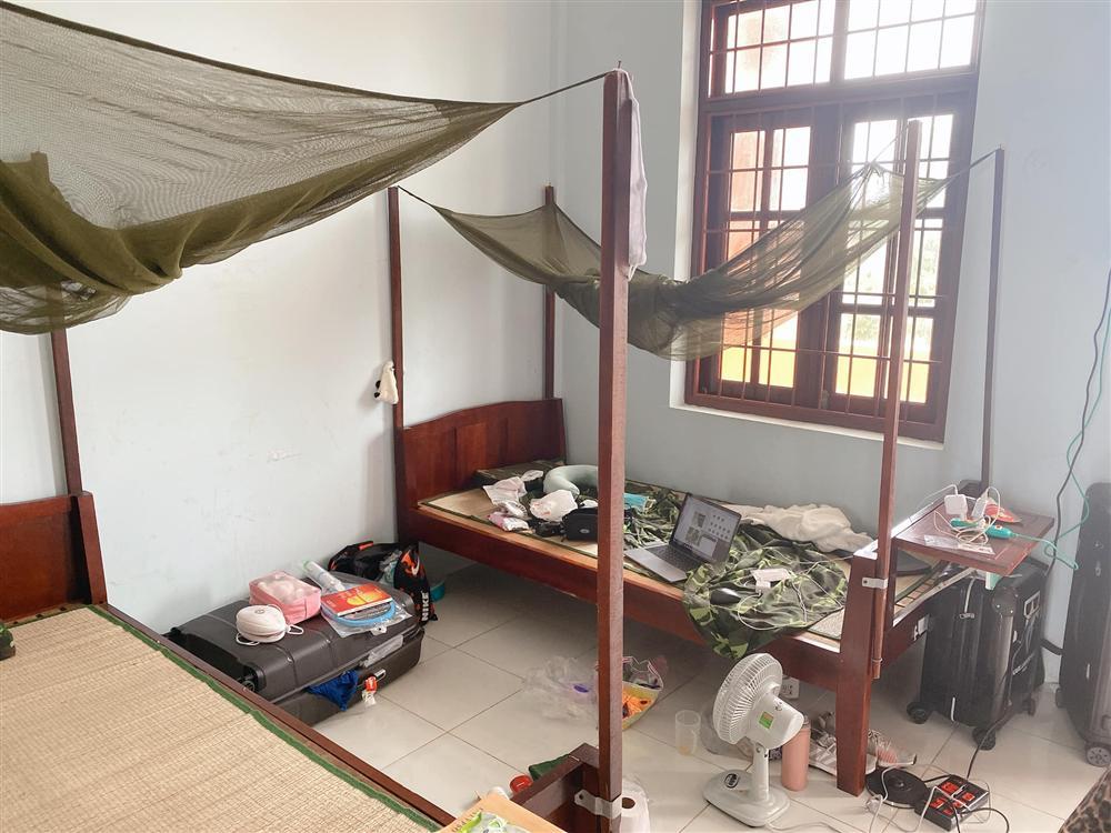 Nỗi khổ của Minh Tú ở nơi cách ly tập trung-12