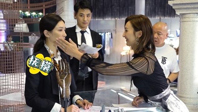 Bi hài đằng sau những cảnh tát như trời giáng trên màn ảnh-3