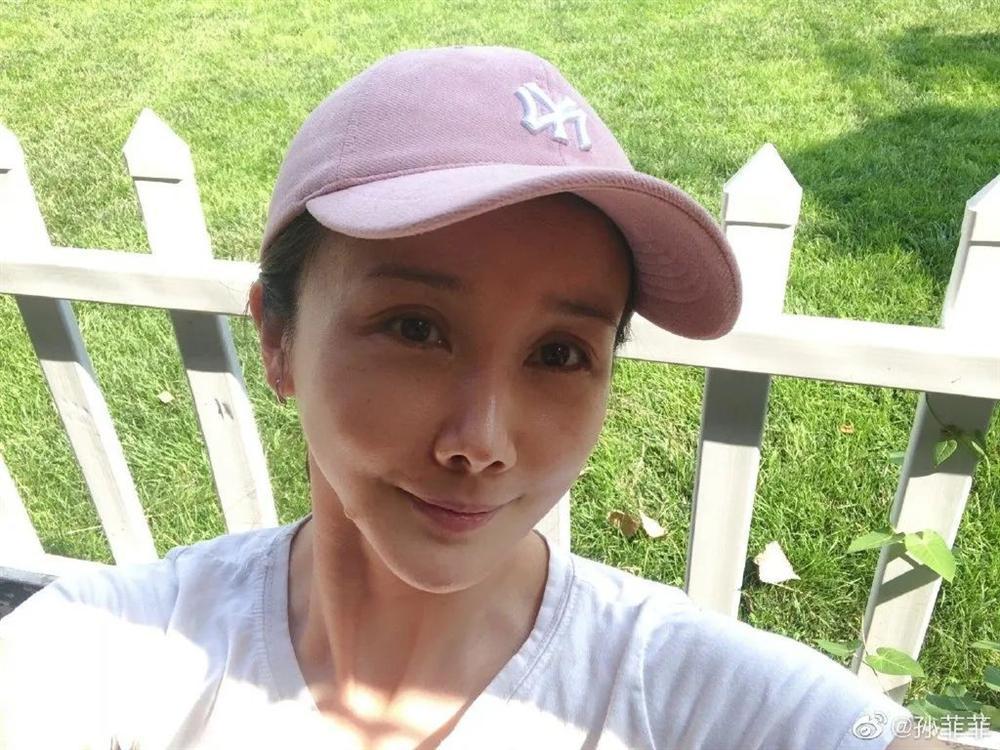 Sự nghiệp lao dốc vì scandal váy áo của Mỹ nhân cổ trang Trung Quốc-2