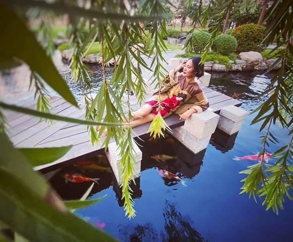 Hoa hậu đẹp nhất châu Á Hương Giang bất ngờ lộ rõ thân hình gầy tong teo, hốc hác-4