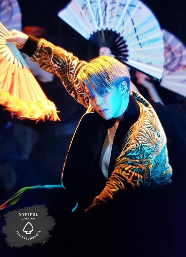 Vì sao Jimin BTS dễ dàng hớp hồn fan trong từng khoảnh khắc?-8