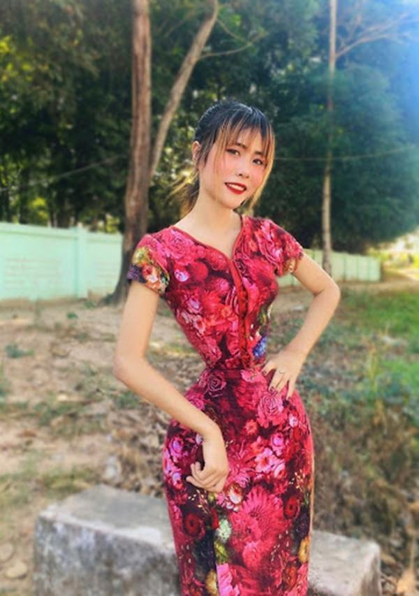 Cô gái hạ bệ Ngọc Trinh với vòng eo nhỏ 35cm-1