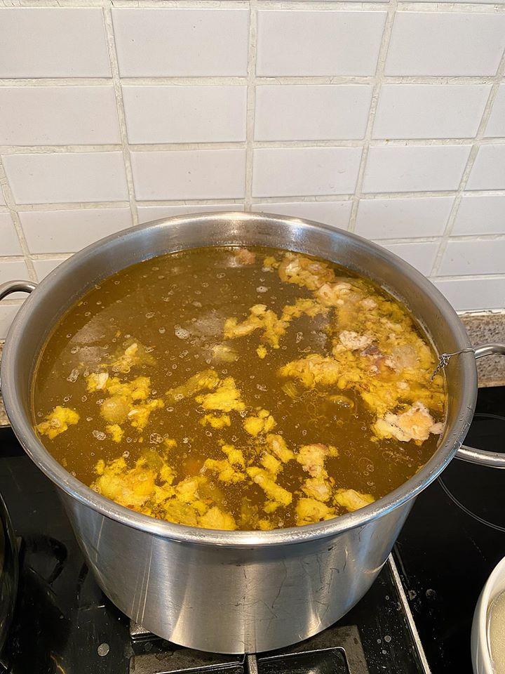 Tăng Thanh Hà miệt mài 20 tiếng nấu phở được khen nức nở, ngon hơn ăn hàng-4