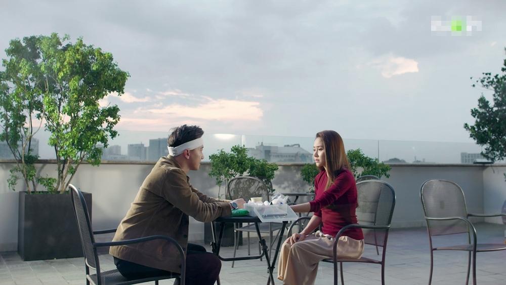 Gạo nếp gạo tẻ phần 2 tập 22: Jun Phạm gặp lại cha ruột nhưng lại thất vọng khi thấy ông bỏ trốn-6