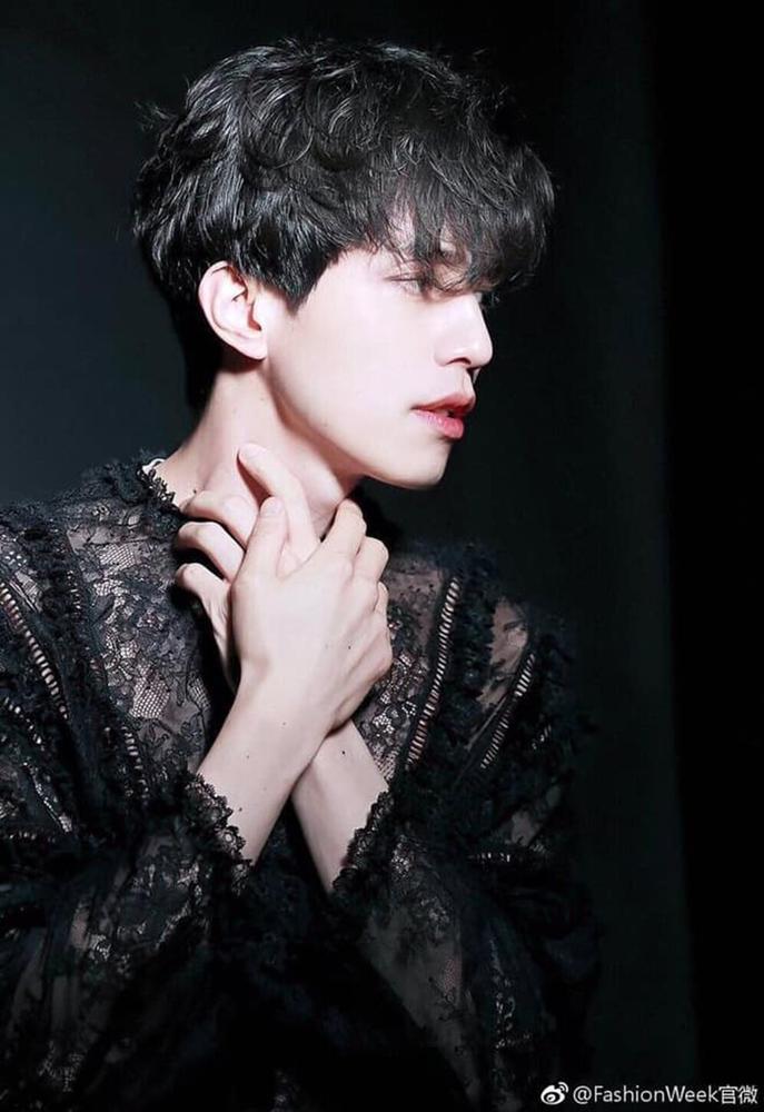 Lee Dong Wook, Lee Kwang Soo cùng loạt nam thần cực điển trai trong poster sự kiện mới-3