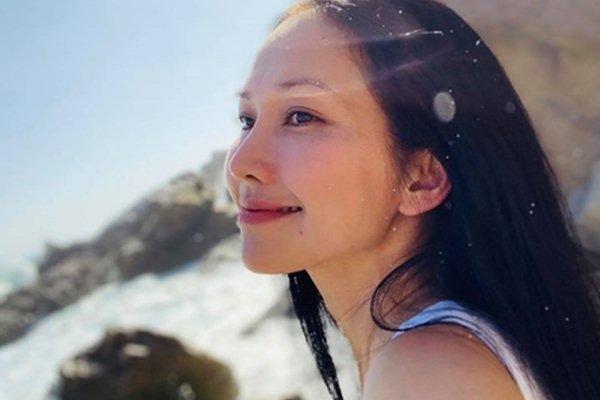 100 ngày mẹ mất vẫn chưa thể về Việt Nam, Kim Hiền chia sẻ khiến ai nấy không kìm được nước mắt-7