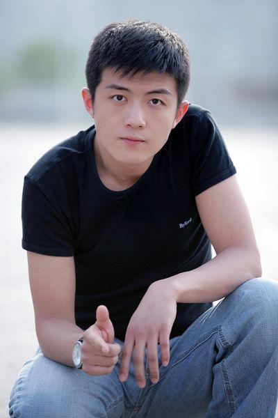 Lý Trạch Phong: Tỏa sáng sau 14 năm nhờ vai gã chồng tệ bạc trong 30 mà thôi-4