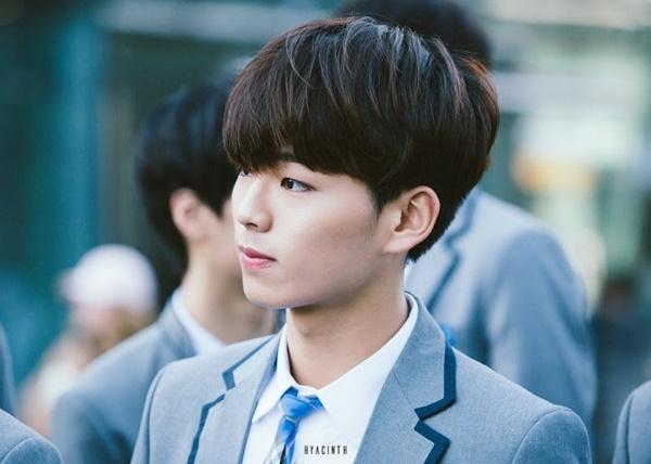 Thực tập sinh Kpop bị đuổi vì bắt nạt bạn học, gạ tình fan nữ-7