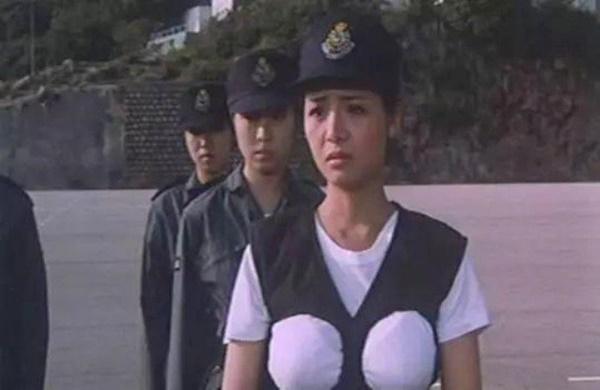 Từng mua bảo hiểm ngực 6 tỷ, siêu vòng 1 Hong Kong nhường tài sản cho con riêng người tình-3