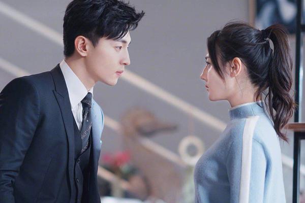 Ví vợ như quả táo mèo khô chát, chồng ném đơn ly hôn để chạy theo trái táo Mỹ thơm ngọt và cái kết-3