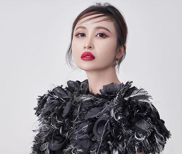 Vợ 2 đại gia Minh Nhựa bị khai quật ảnh 10 năm trước, nhan sắc khi 20 tuổi gây bất ngờ-3