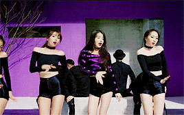 V - BTS và những Idol toàn năng cân từ ca hát, nhảy múa cho tới diễn xuất-14