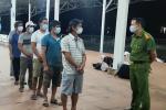 Bắt giữ 6 ngư dân đi bộ theo đường biển trốn cách ly từ Đà Nẵng về Huế