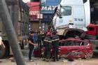Vụ container đâm bẹp ô tô con, 3 người tử vong ở Hà Nội: Sức khỏe nữ nạn nhân sống sót duy nhất ra sao?