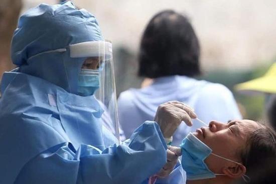 Đã tìm thấy 25 người đi chung xe với ca COVID-29 số 620 từ Đà Nẵng về Hà Nội