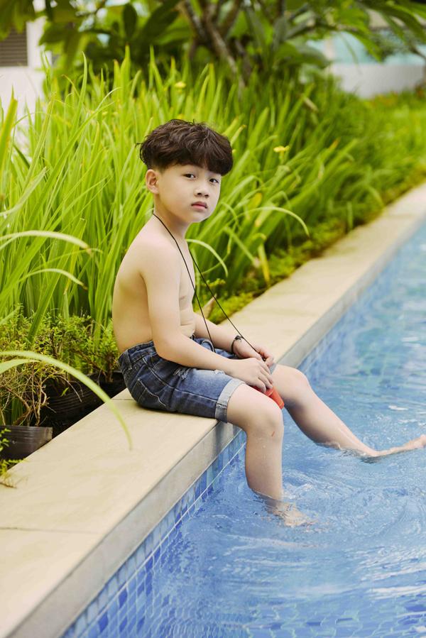 Học trò Xuân Lan ‘cực soái’ trong bộ ảnh hè sôi động-4