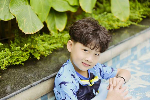 Học trò Xuân Lan ‘cực soái’ trong bộ ảnh hè sôi động-8