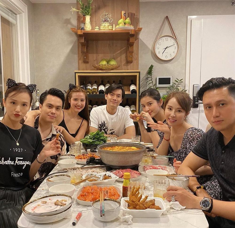 Tụ tập đám bạn thân, Quỳnh Nga và Việt Anh bị chê lên chê xuống vì xuống mã-2