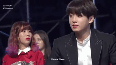 Khi idol xui xẻo vớ phải sasaeng fan: Người chạy thục mạng, người khóc tại chỗ-4