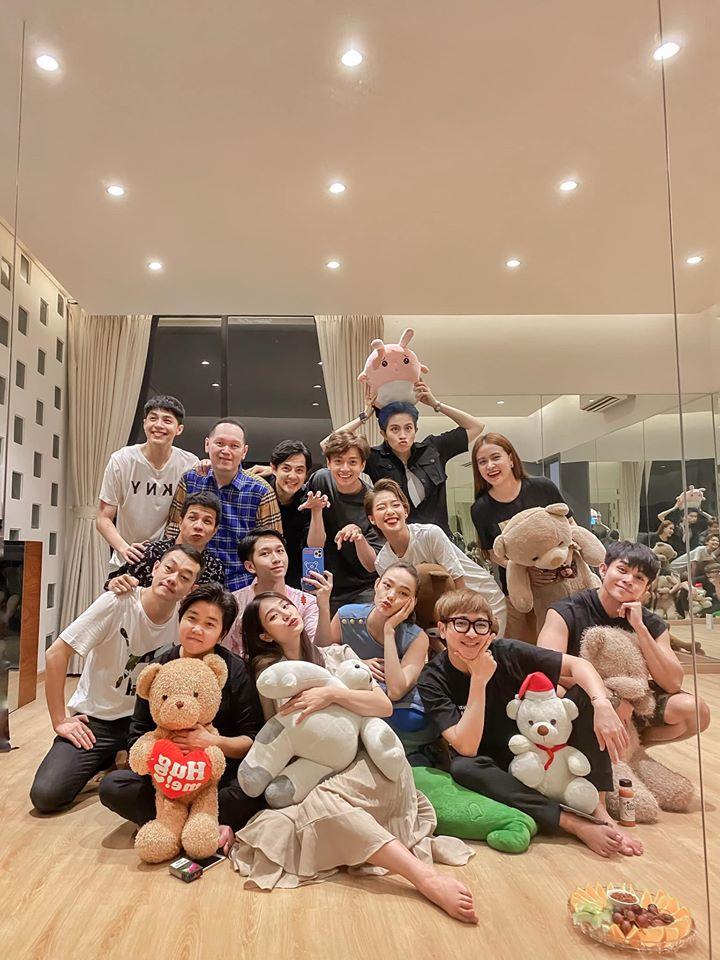 Khổng Tú Quỳnh tìm mọi cách né tránh Ngô Kiến Huy sau mối tình 9 năm tan vỡ?-4