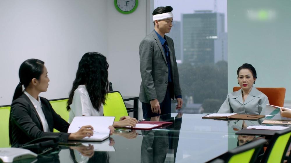 Gạo Nếp Gạo Tẻ phần 2 tập 24: Trung Dũng quỳ khóc ăn năn bên giường bệnh của mẹ-4