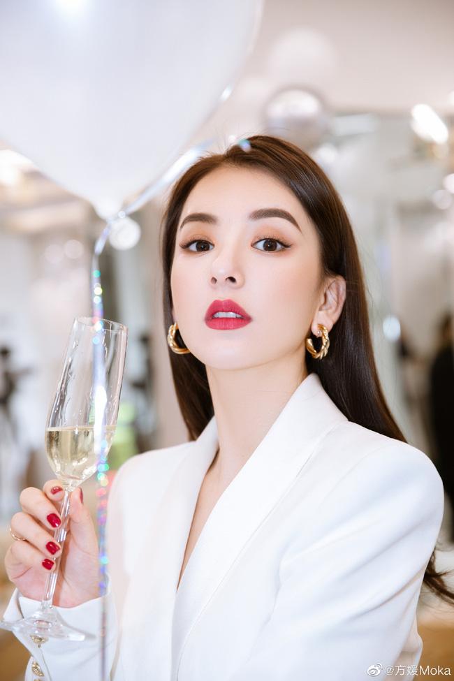 Biến lớn Cbiz: Vợ kém 22 tuổi của Quách Phú Thành thuộc lò luyện săn đại gia, cuộc hôn nhân của Thiên Vương sắp tan vỡ?-1